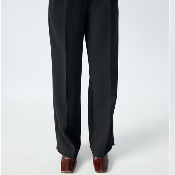 ARITZIA WILFRED EFFORTLESS PANT - SIZE 0 - SHORT LENGTH - BLACK - BACKORDERED - Picture 6 of 7